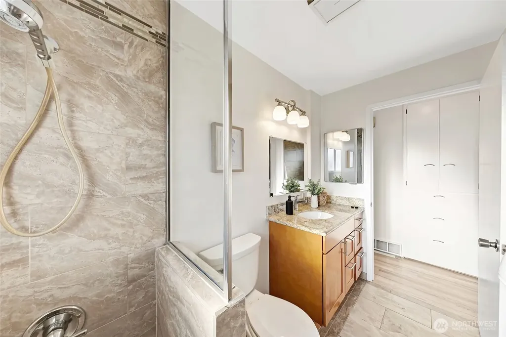 3933 S Mead Street Seattle WA 98118