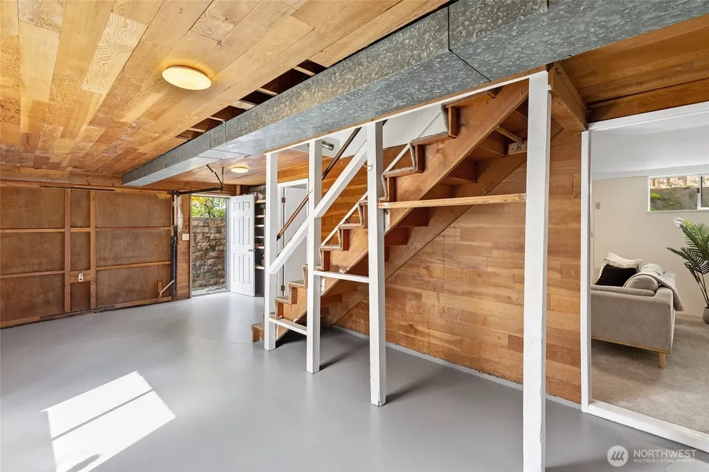 3933 S Mead Street Seattle WA 98118