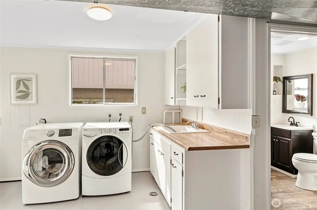 3933 S Mead Street Seattle WA 98118