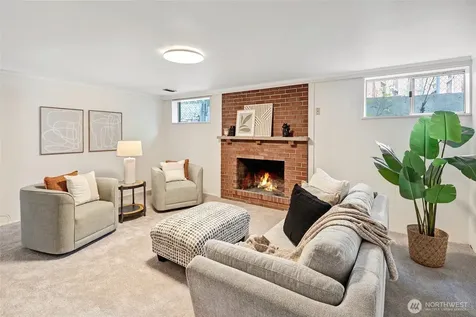 3933 S Mead Street Seattle WA 98118
