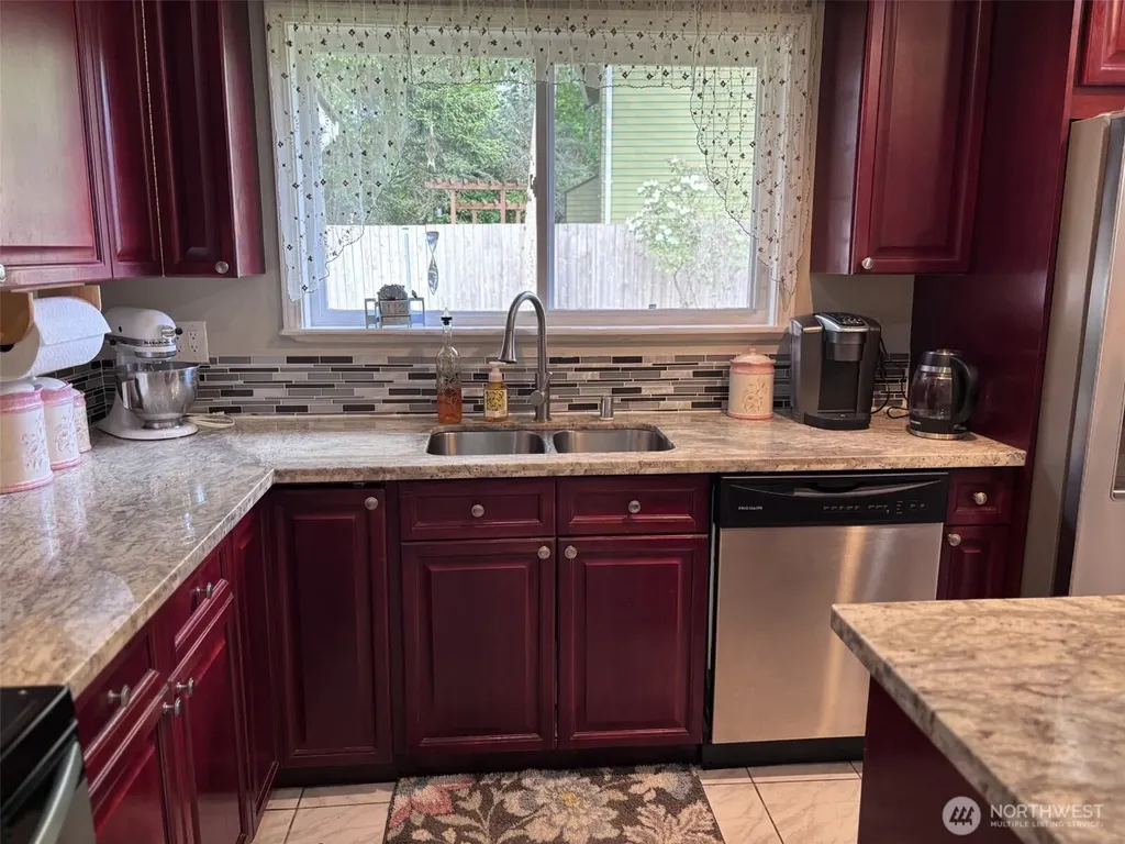 12531 48th Drive SE Everett WA 98208