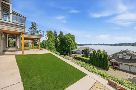 11027 Vernon Road Lake Stevens WA 98258