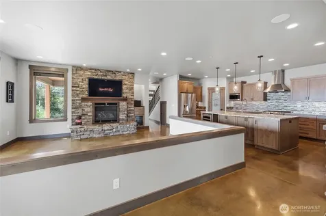 11027 Vernon Road Lake Stevens WA 98258