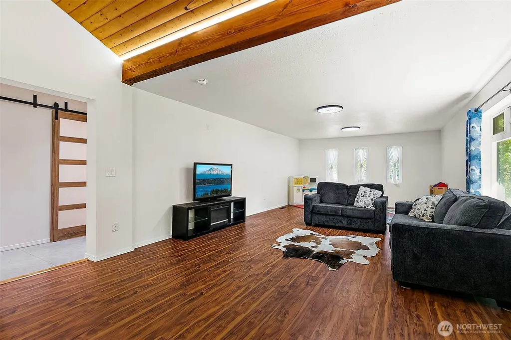 32818 174th Place SE Auburn WA 98092