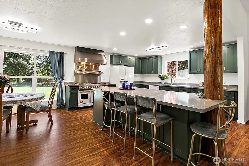32818 174th Place SE Auburn WA 98092