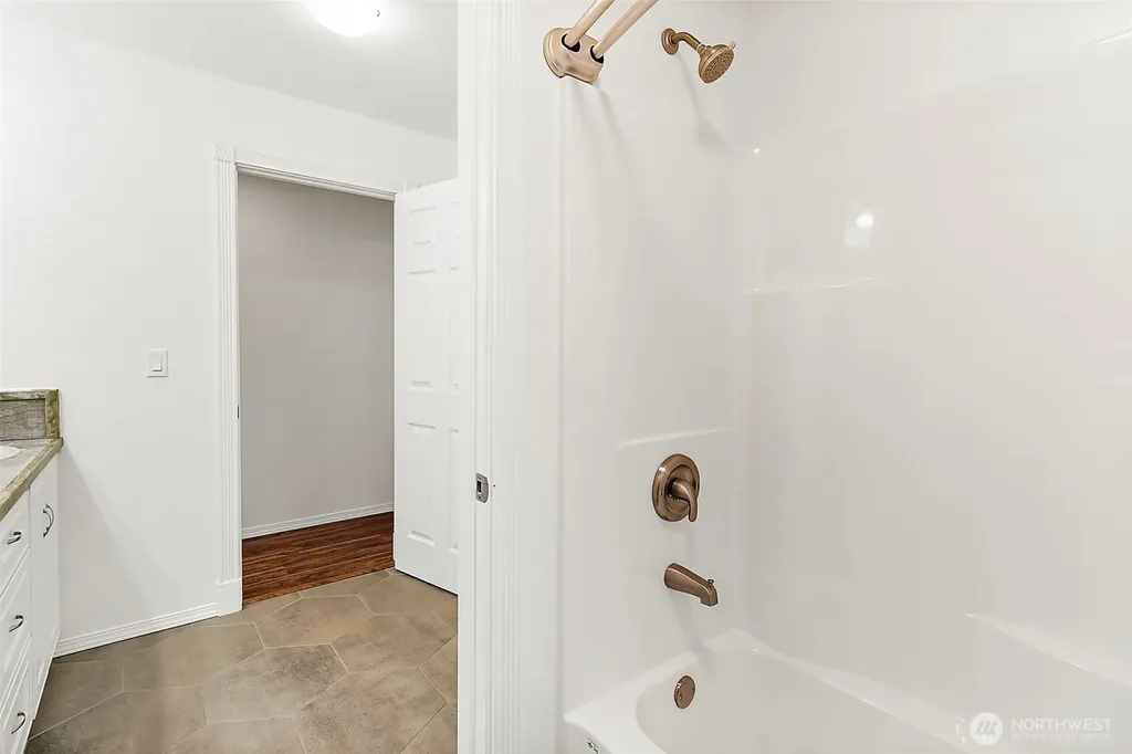 32818 174th Place SE Auburn WA 98092