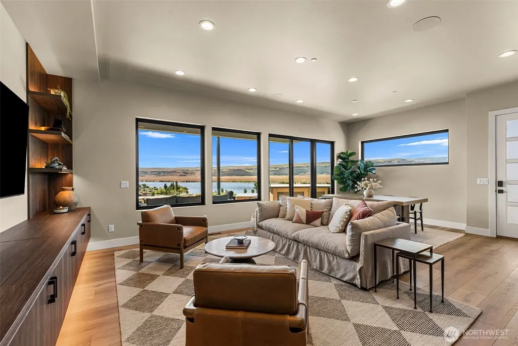 23339 NW Spur Lane Quincy WA 98848
