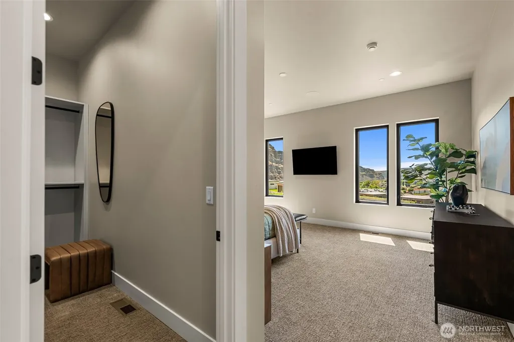 23339 NW Spur Lane Quincy WA 98848