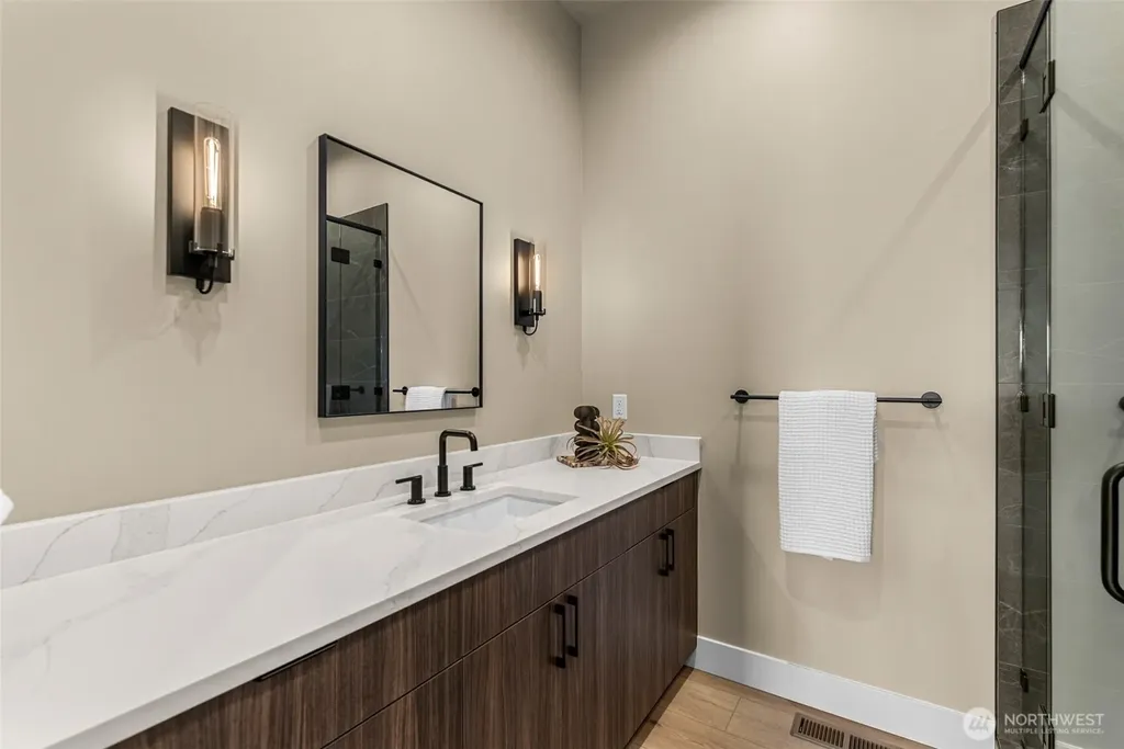 23339 NW Spur Lane Quincy WA 98848