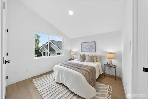 8510 15th Avenue NE Seattle WA 98115