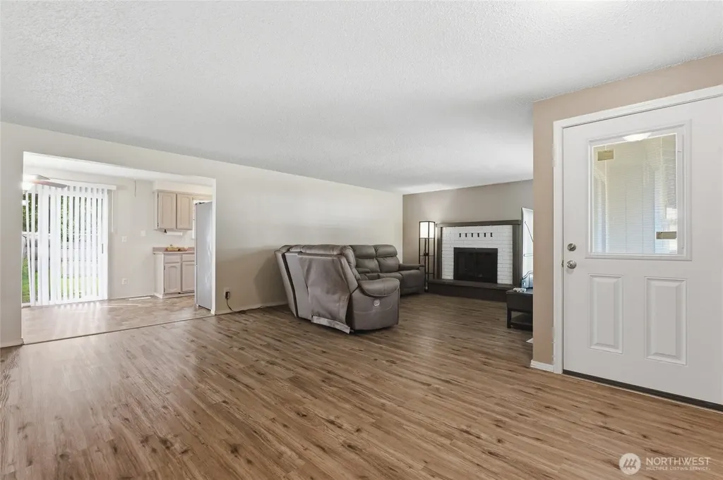 709 Enterprise Drive NE Lacey WA 98516