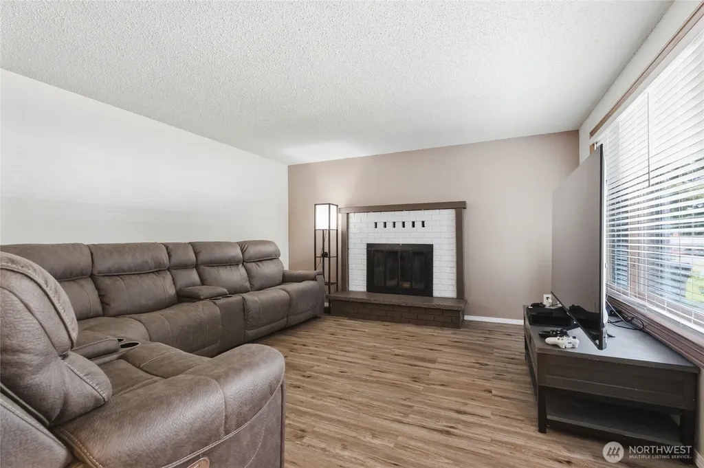 709 Enterprise Drive NE Lacey WA 98516