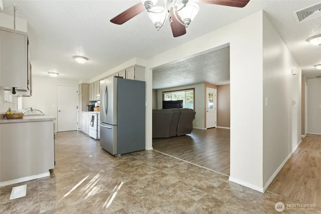 709 Enterprise Drive NE Lacey WA 98516