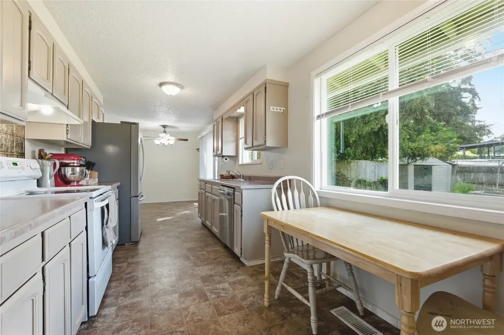 709 Enterprise Drive NE Lacey WA 98516