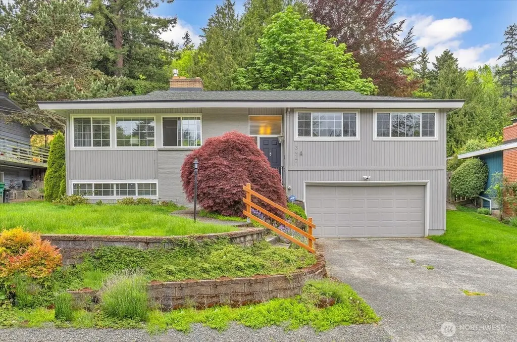 3417 77th Avenue SE Mercer Island WA 98040