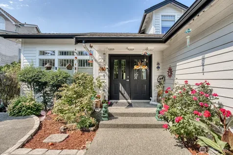 1308 11th Street Pl SW Puyallup WA 98371