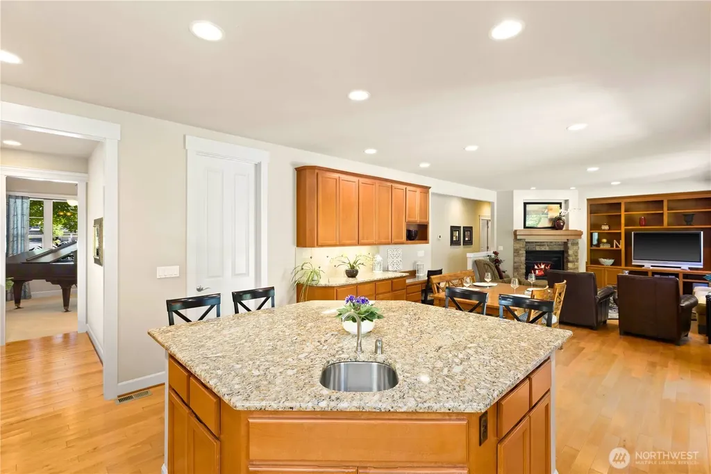 2841 275th Avenue SE Sammamish WA 98075