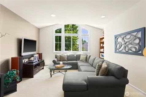 2841 275th Avenue SE Sammamish WA 98075