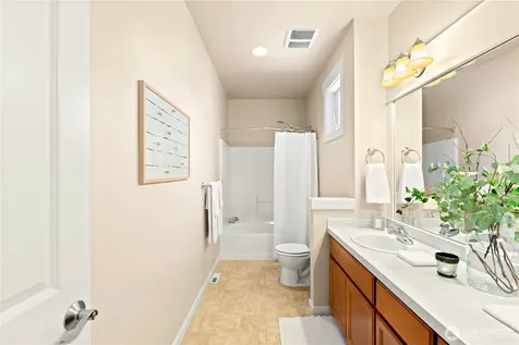 2841 275th Avenue SE Sammamish WA 98075