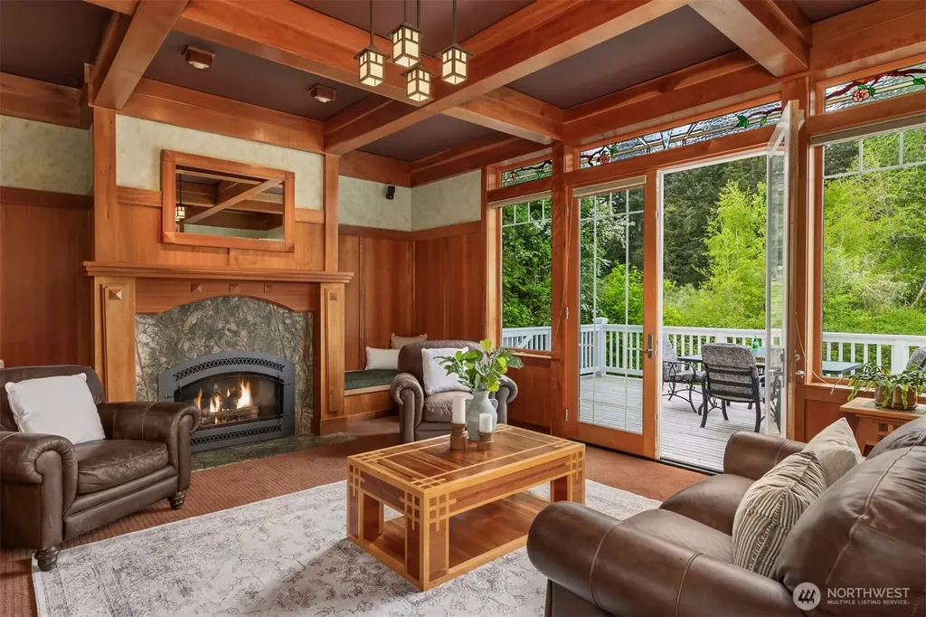 15390 Broom Street NE Bainbridge Island WA 98110