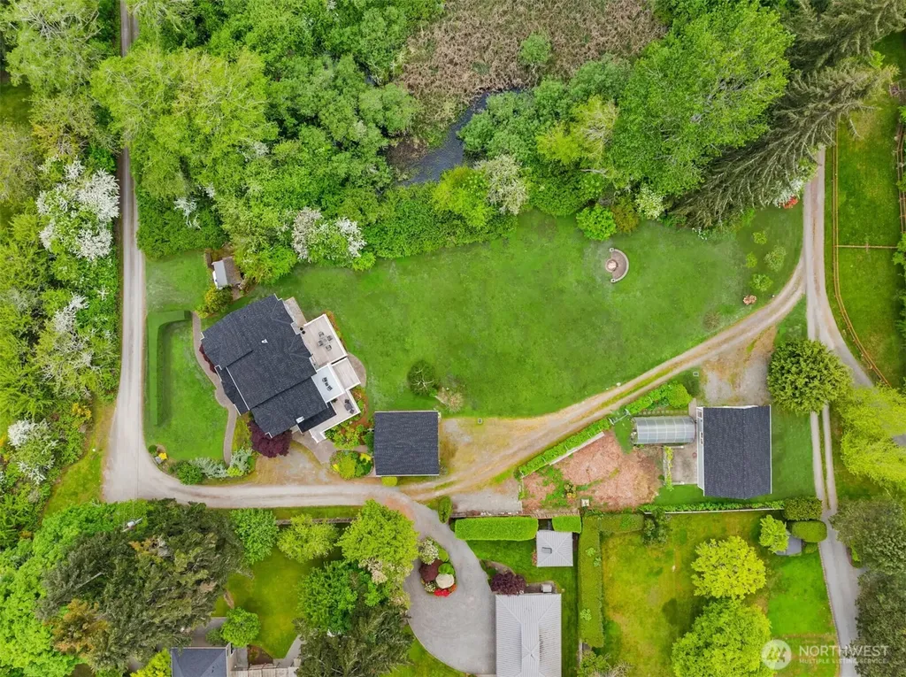 15390 Broom Street NE Bainbridge Island WA 98110