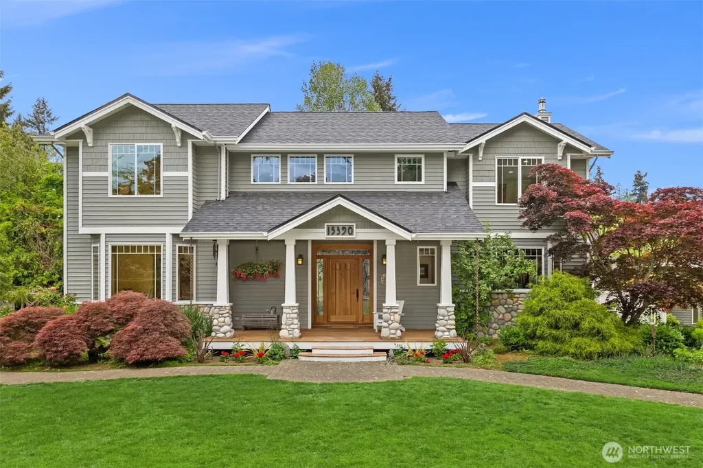 15390 Broom Street NE Bainbridge Island WA 98110