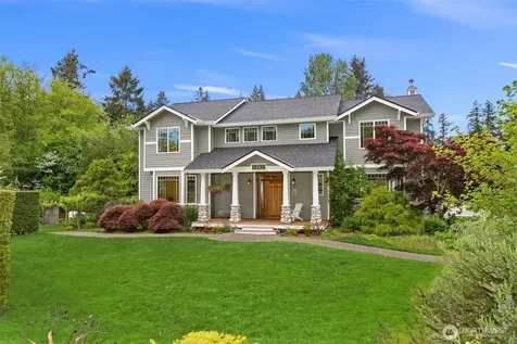 15390 Broom Street NE Bainbridge Island WA 98110