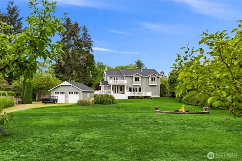 15390 Broom Street NE Bainbridge Island WA 98110