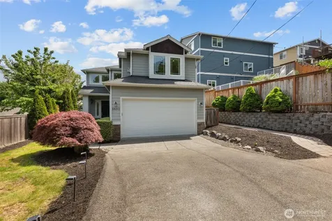 5632 31st Avenue SW Seattle WA 98126