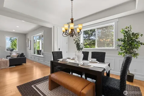 5632 31st Avenue SW Seattle WA 98126