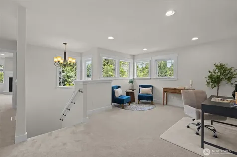 5632 31st Avenue SW Seattle WA 98126