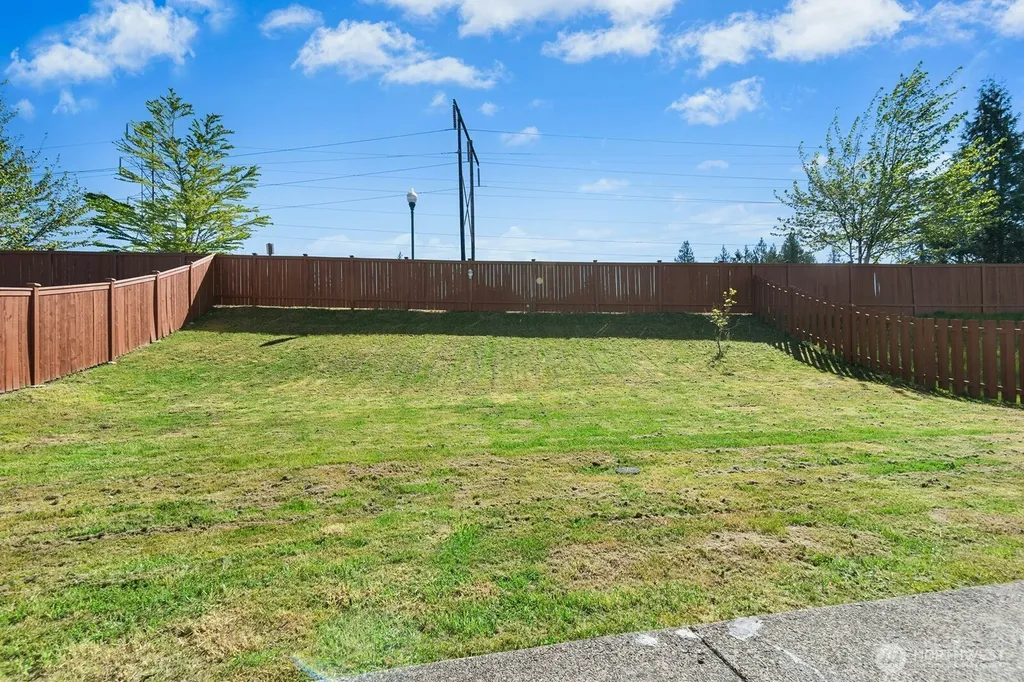 2407 88th Drive NE Lake Stevens WA 98258