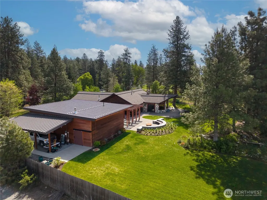 179 Wolf Creek Road Winthrop WA 98862