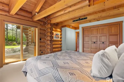 179 Wolf Creek Road Winthrop WA 98862