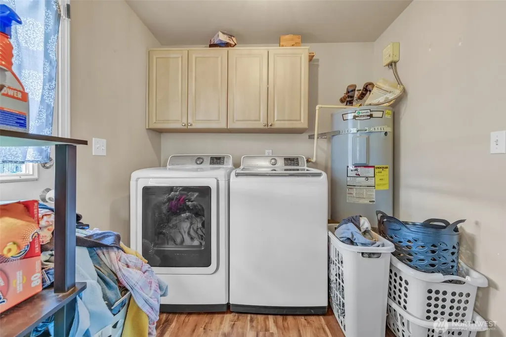 10313 School Land Road SW Rochester WA 98579