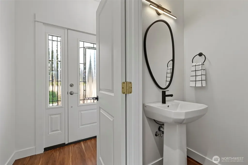 4982 Highland Drive Blaine WA 98230