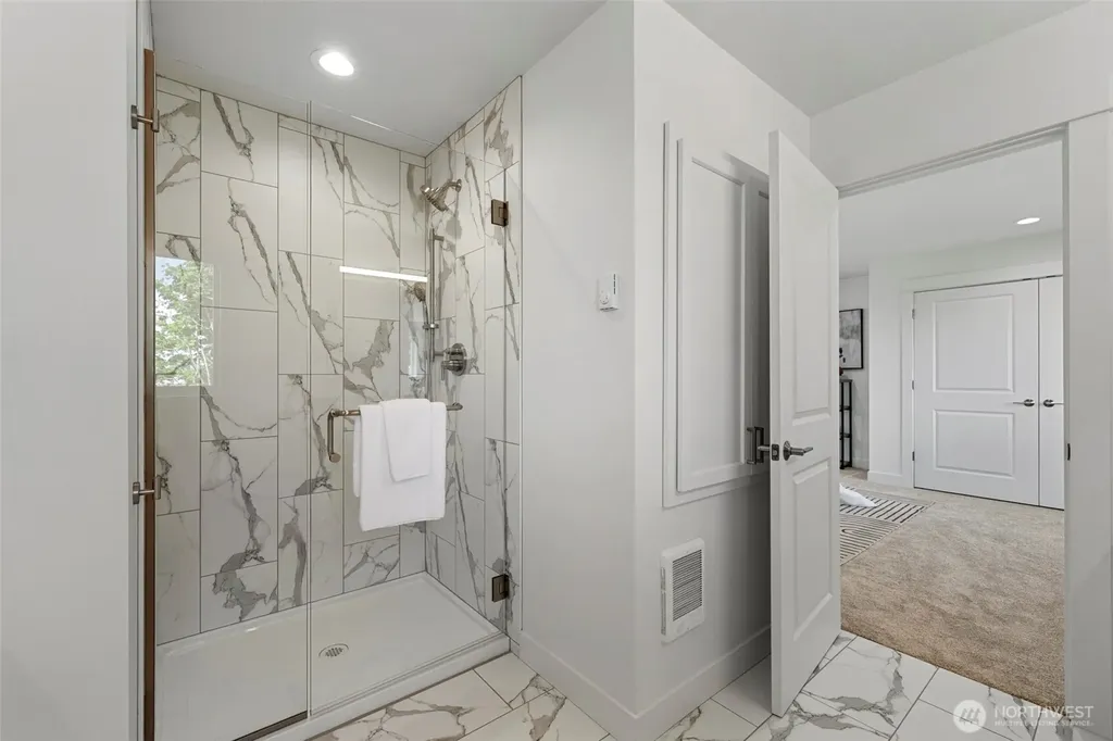 4982 Highland Drive Blaine WA 98230