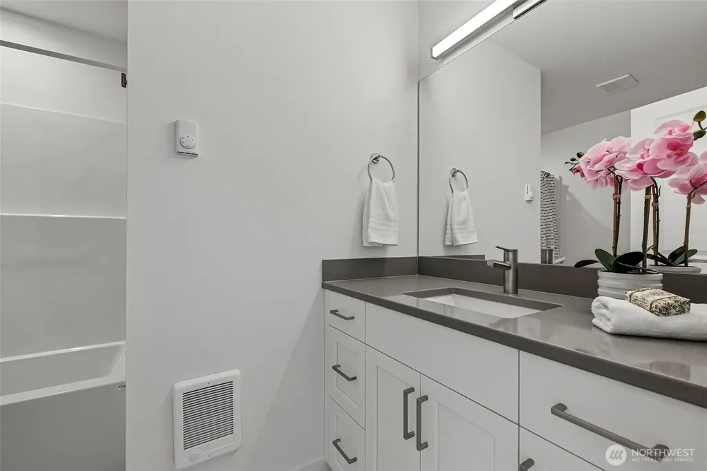 4982 Highland Drive Blaine WA 98230
