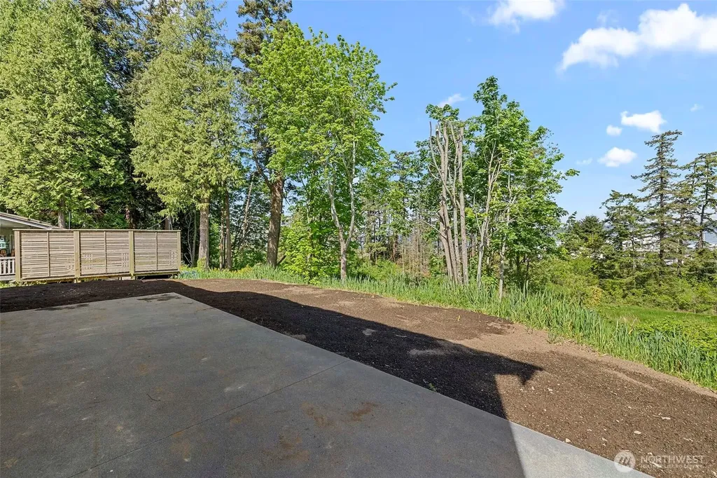 4982 Highland Drive Blaine WA 98230