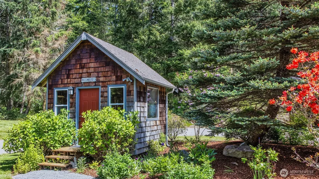 157 S Edwards Road Port Townsend WA 98368