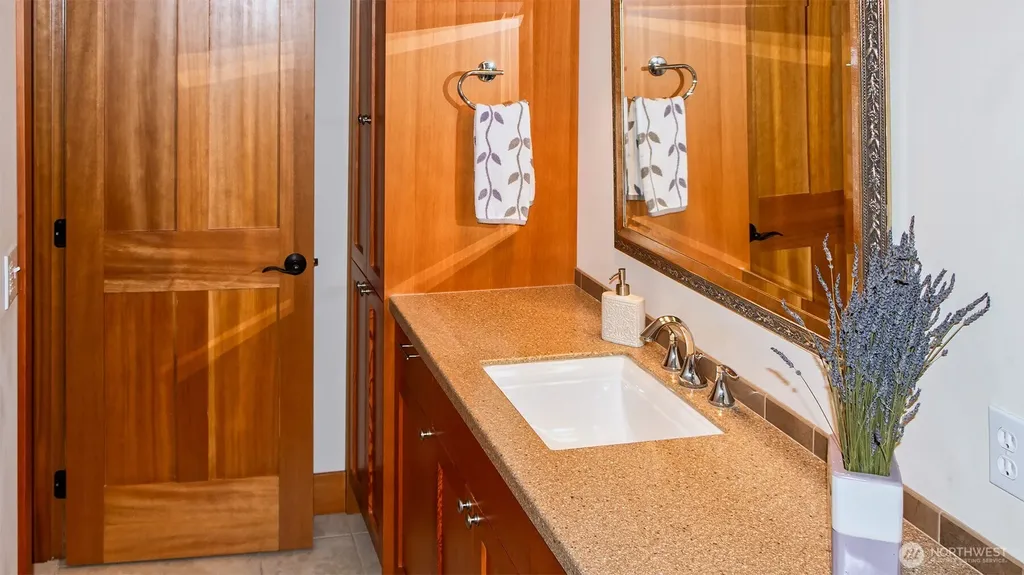 157 S Edwards Road Port Townsend WA 98368