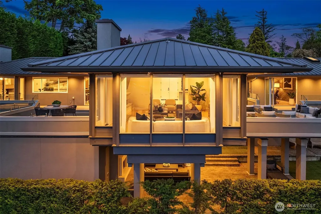3223 Evergreen Point Road Medina WA 98039