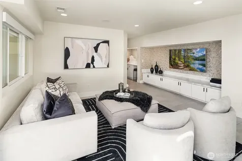 3223 Evergreen Point Road Medina WA 98039