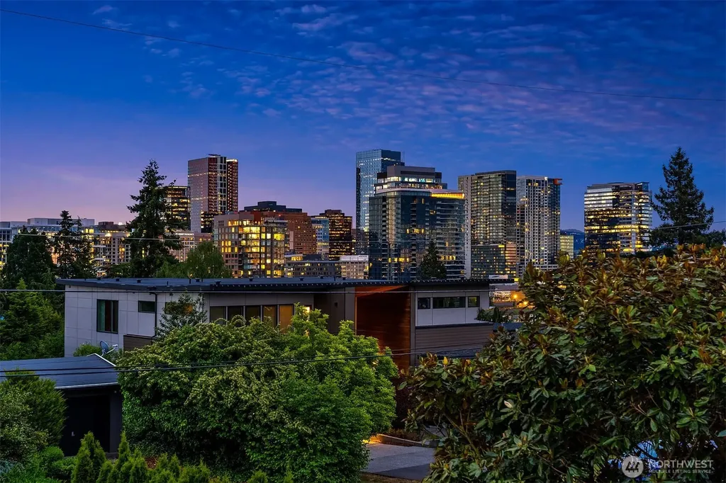 1333 98th Avenue NE Clyde Hill WA 98004