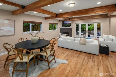 1333 98th Avenue NE Clyde Hill WA 98004