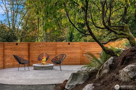 12422 68th Avenue NE Kirkland WA 98034