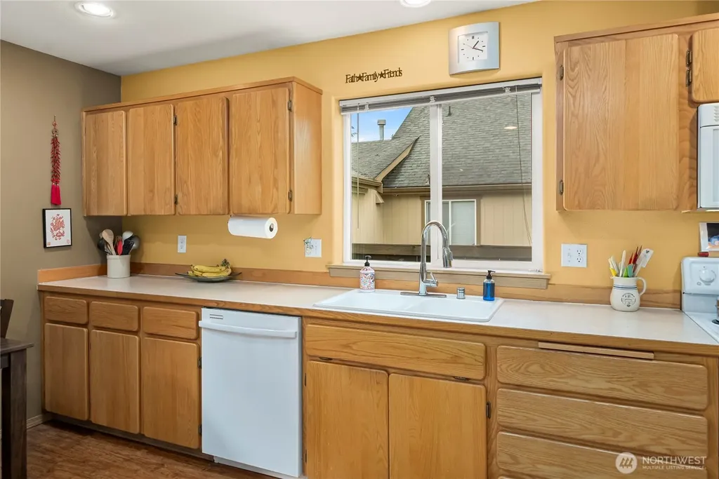 4632 Parker Road E Sumner WA 98390