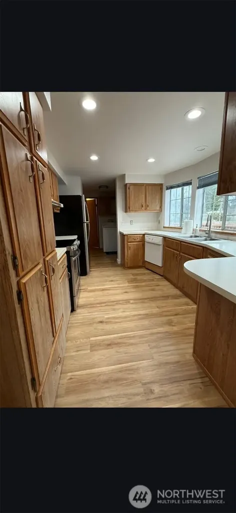 31205 N Place Ocean Park WA 98640