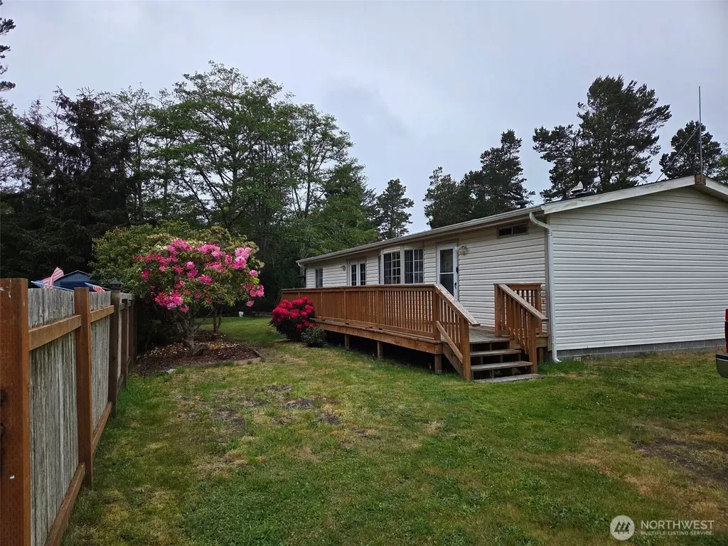 31205 N Place Ocean Park WA 98640