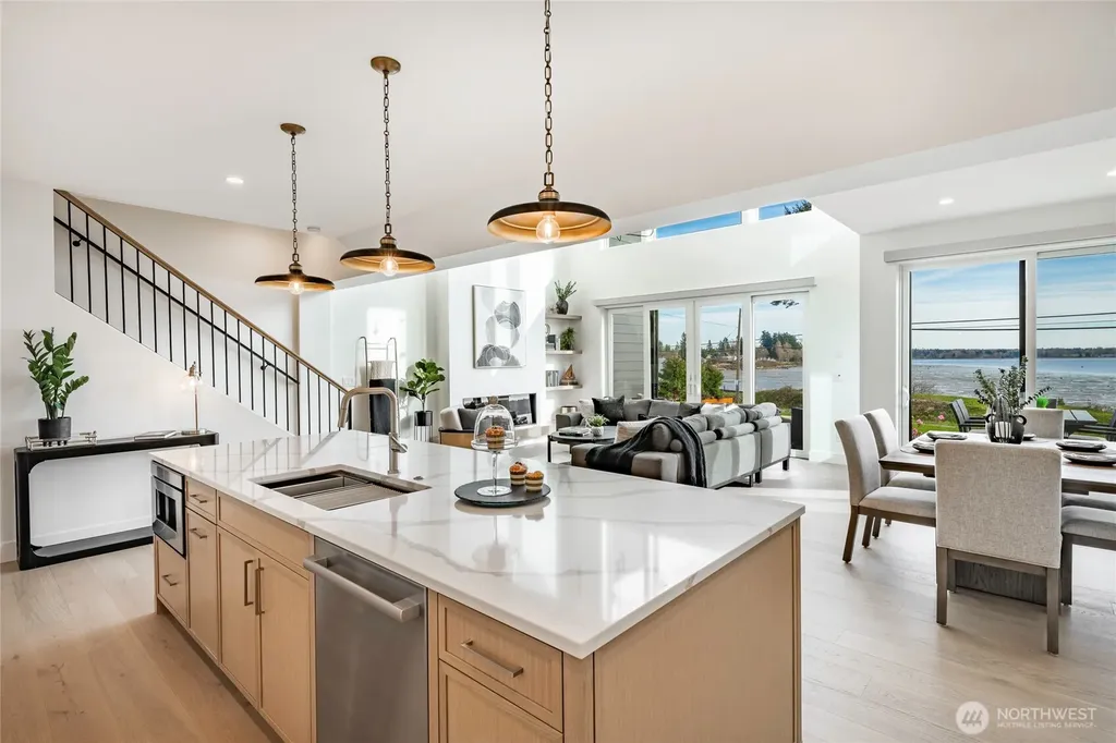 1553 Mitchell Avenue Blaine WA 98230